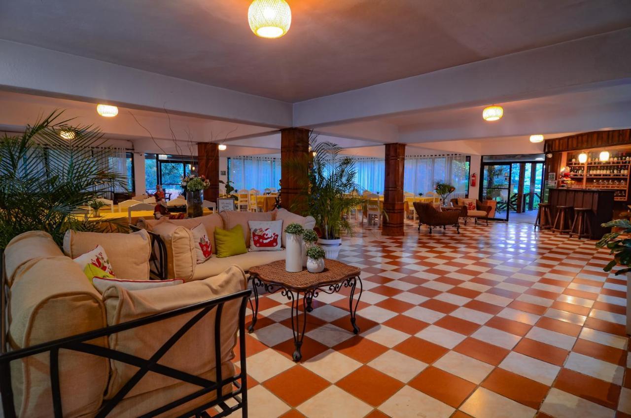 Hotel Rancho Constanza & Cabanas De La Montana Екстериор снимка