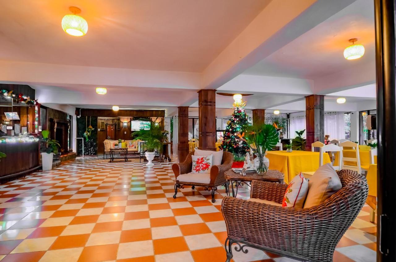 Hotel Rancho Constanza & Cabanas De La Montana Екстериор снимка