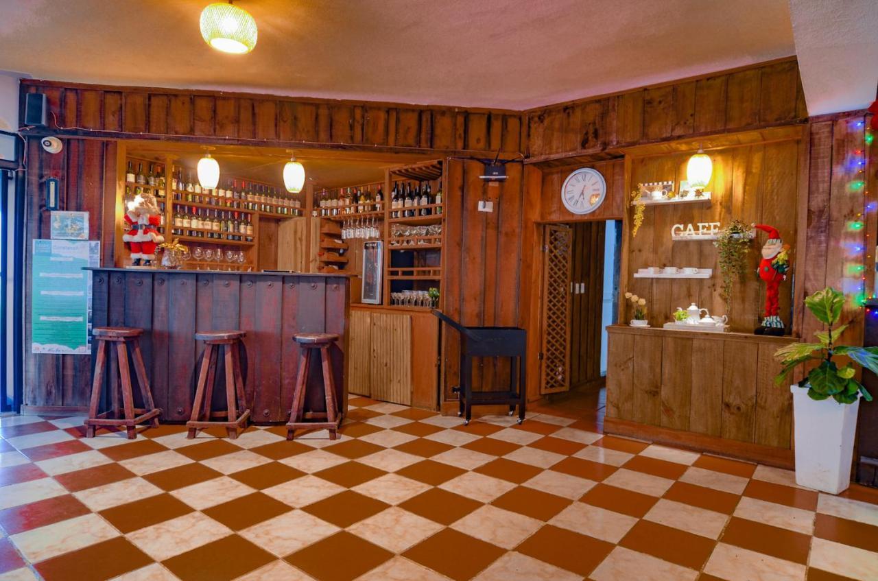 Hotel Rancho Constanza & Cabanas De La Montana Екстериор снимка
