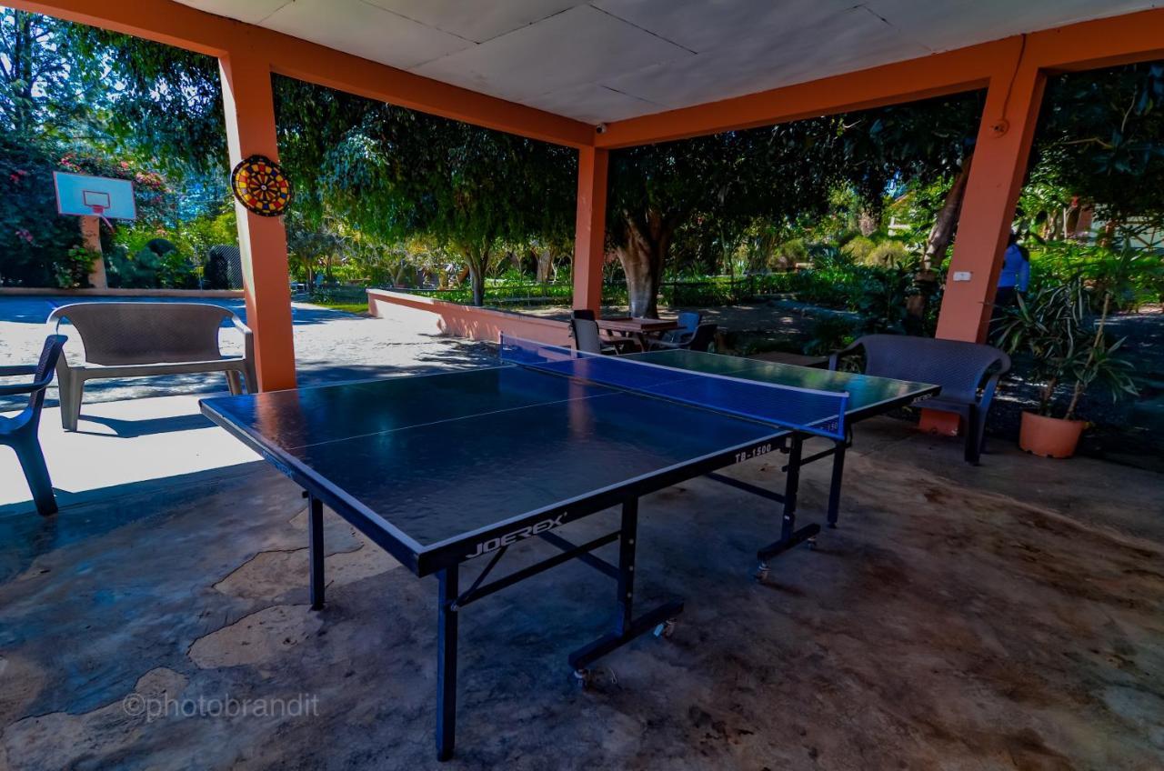 Hotel Rancho Constanza & Cabanas De La Montana Екстериор снимка