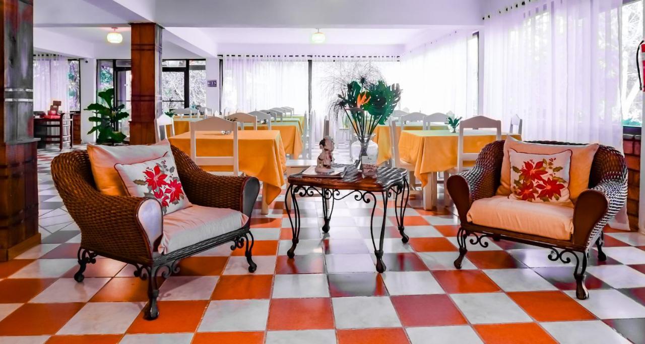Hotel Rancho Constanza & Cabanas De La Montana Екстериор снимка