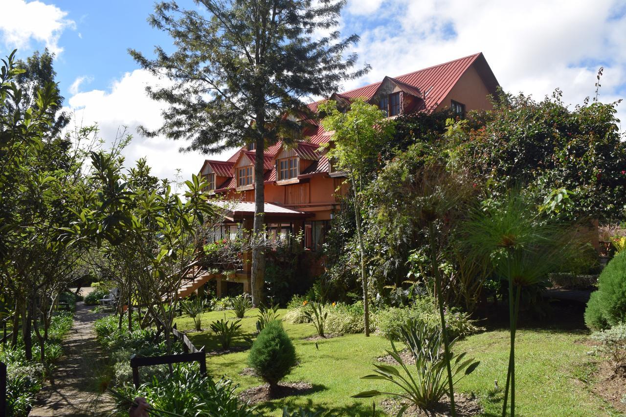 Hotel Rancho Constanza & Cabanas De La Montana Екстериор снимка