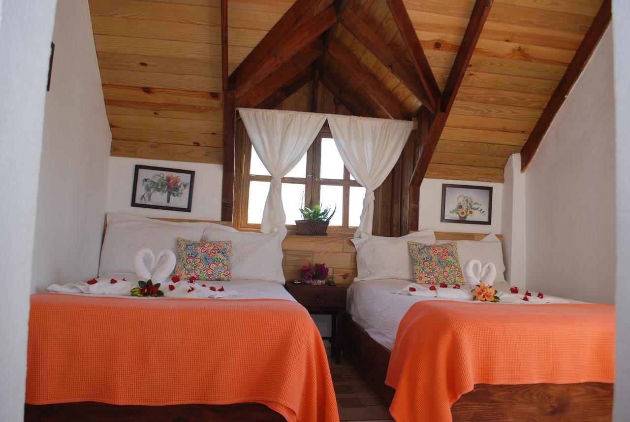 Hotel Rancho Constanza & Cabanas De La Montana Екстериор снимка