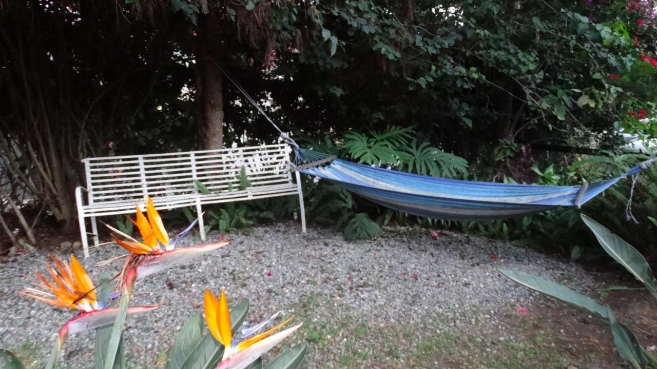 Hotel Rancho Constanza & Cabanas De La Montana Екстериор снимка