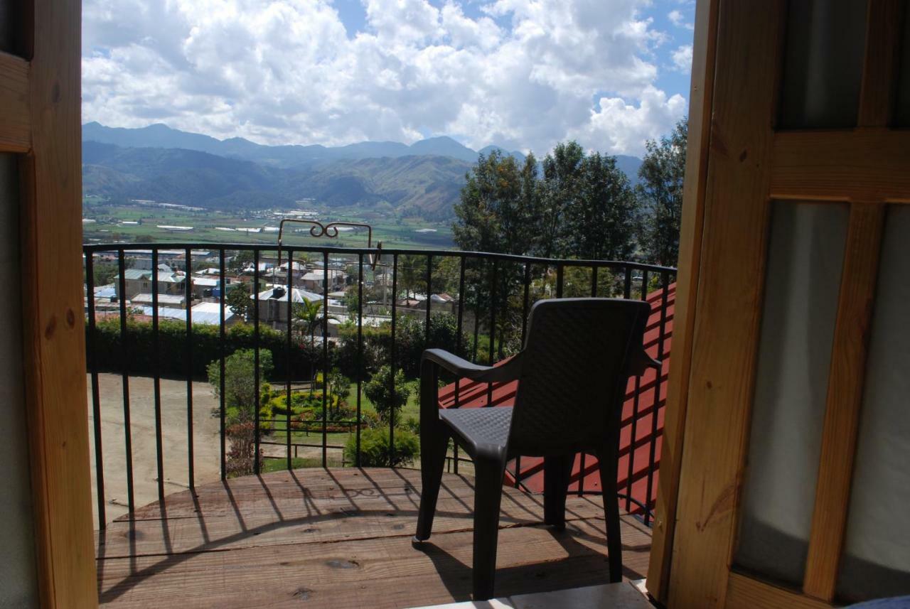 Hotel Rancho Constanza & Cabanas De La Montana Екстериор снимка