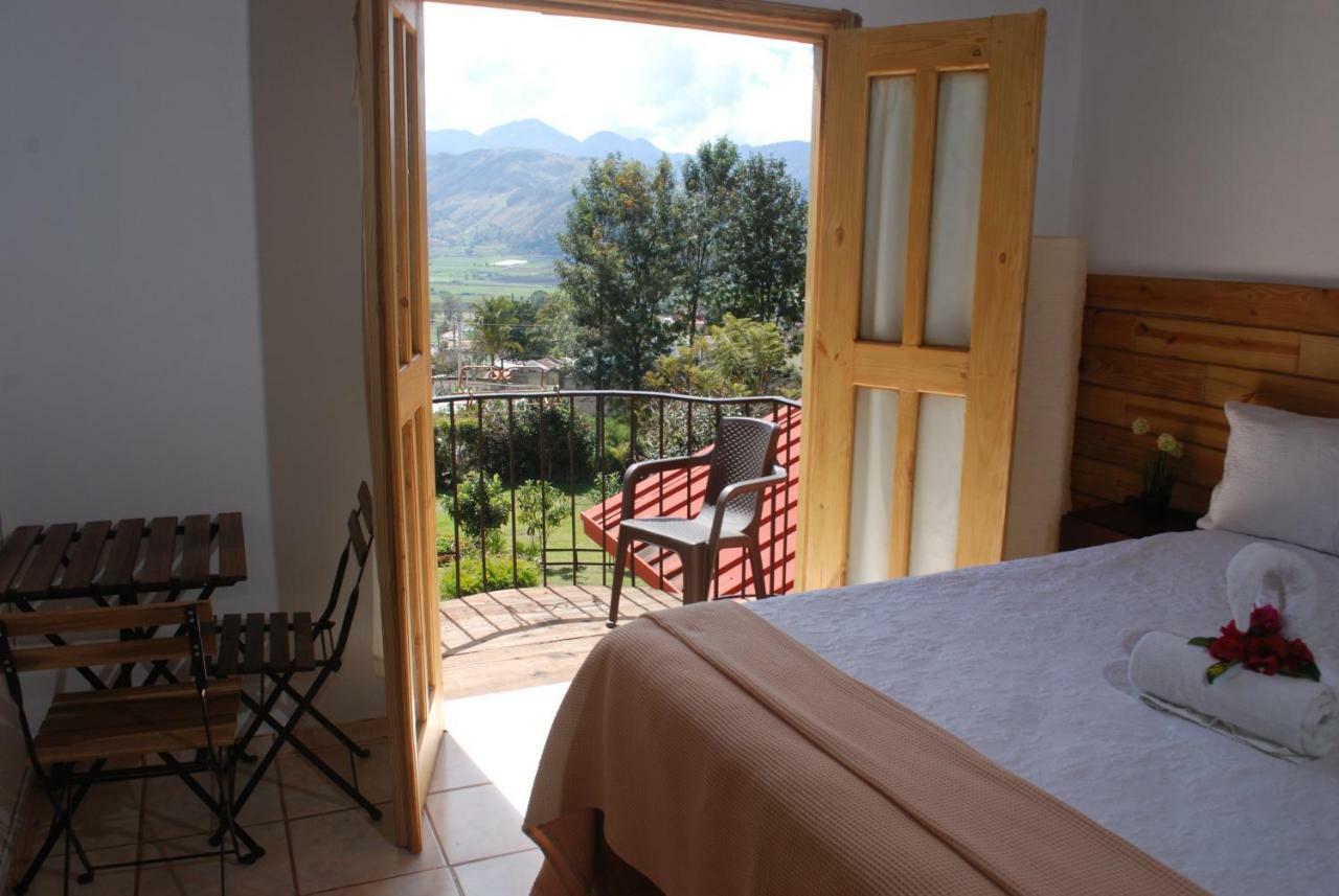 Hotel Rancho Constanza & Cabanas De La Montana Екстериор снимка