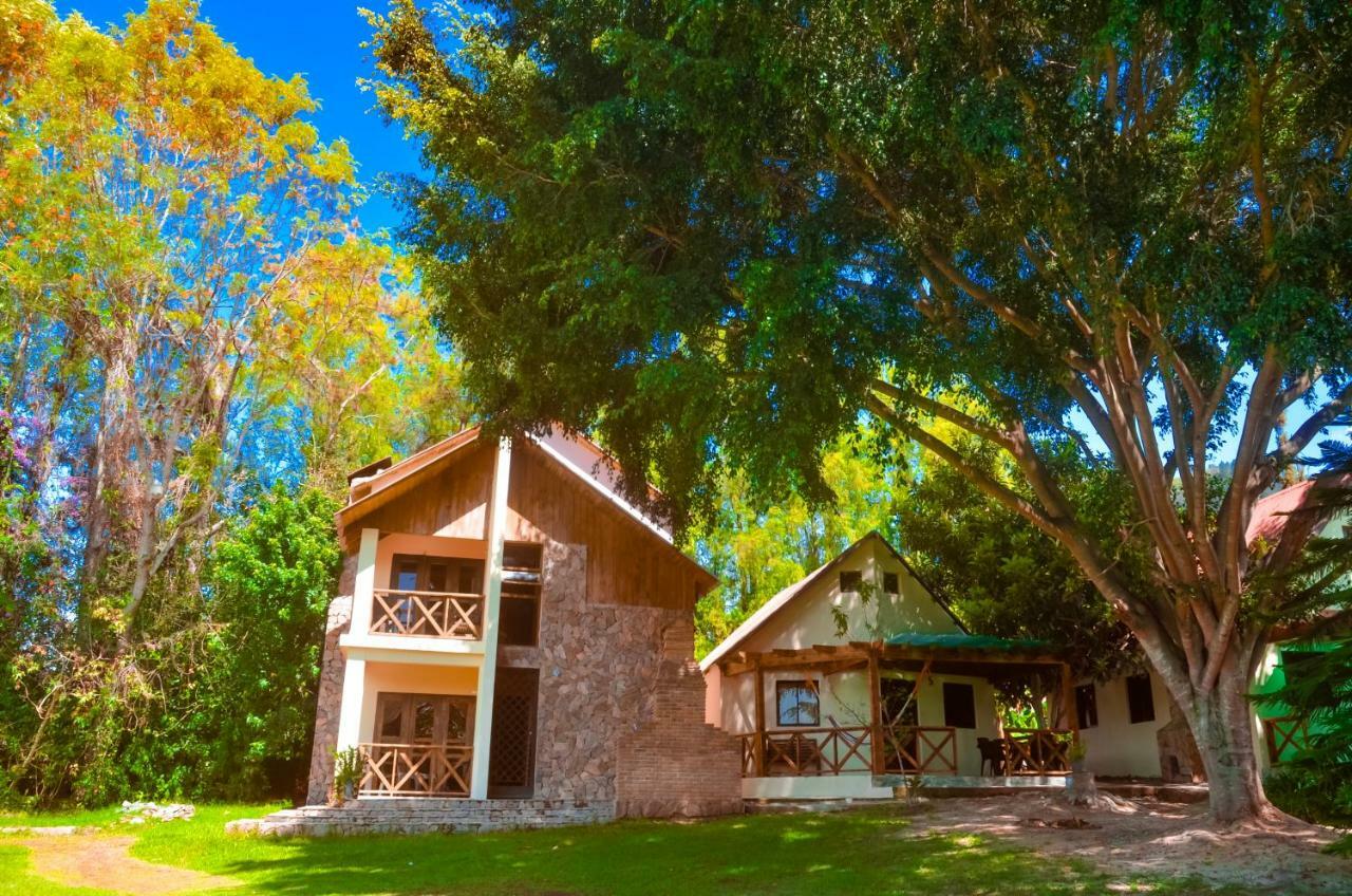 Hotel Rancho Constanza & Cabanas De La Montana Екстериор снимка